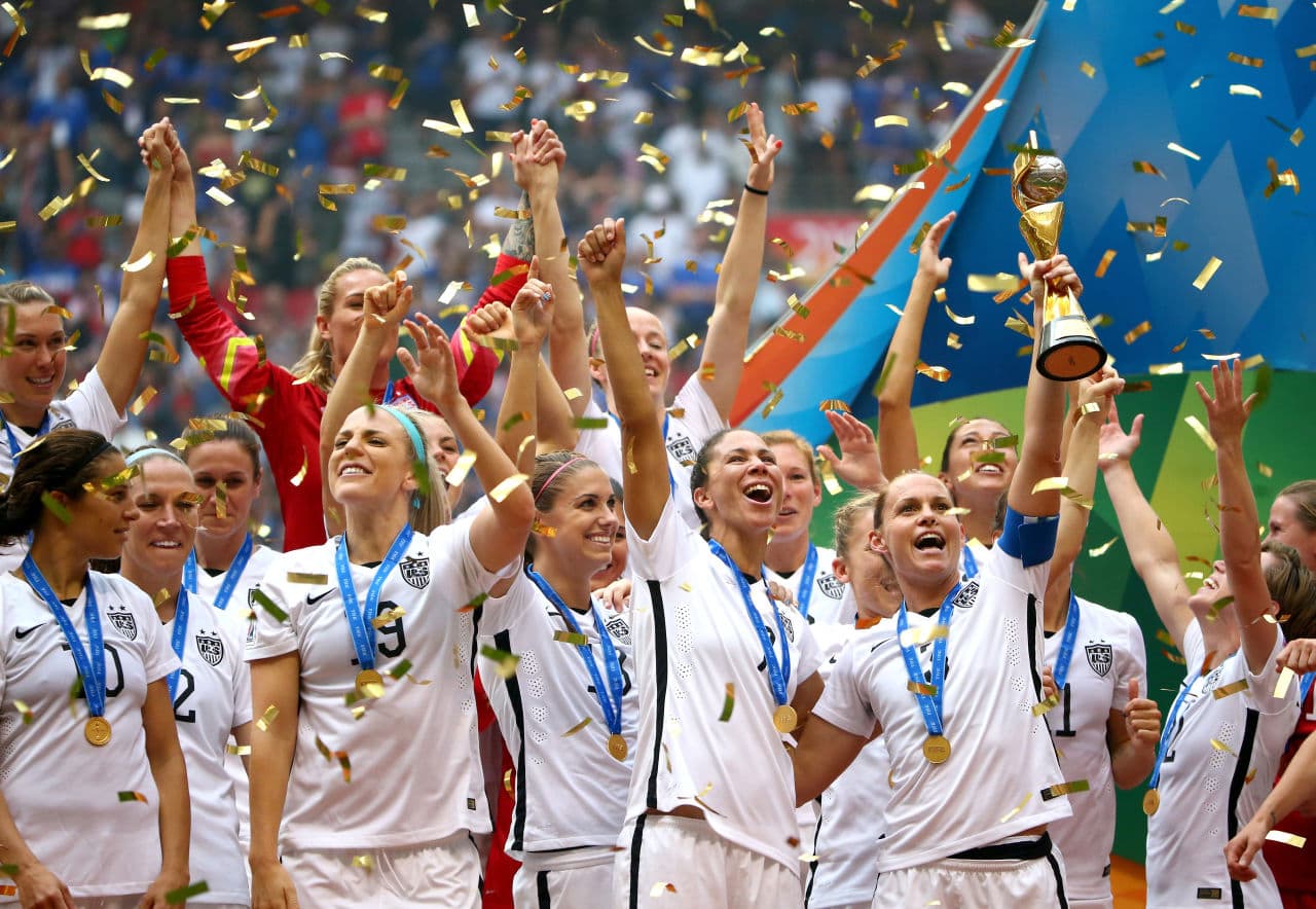 The US women's national team won the 2015 World Cup, but financial concerns are causing some pro players to retire before their time. (Ronald Martinez / Getty Images)