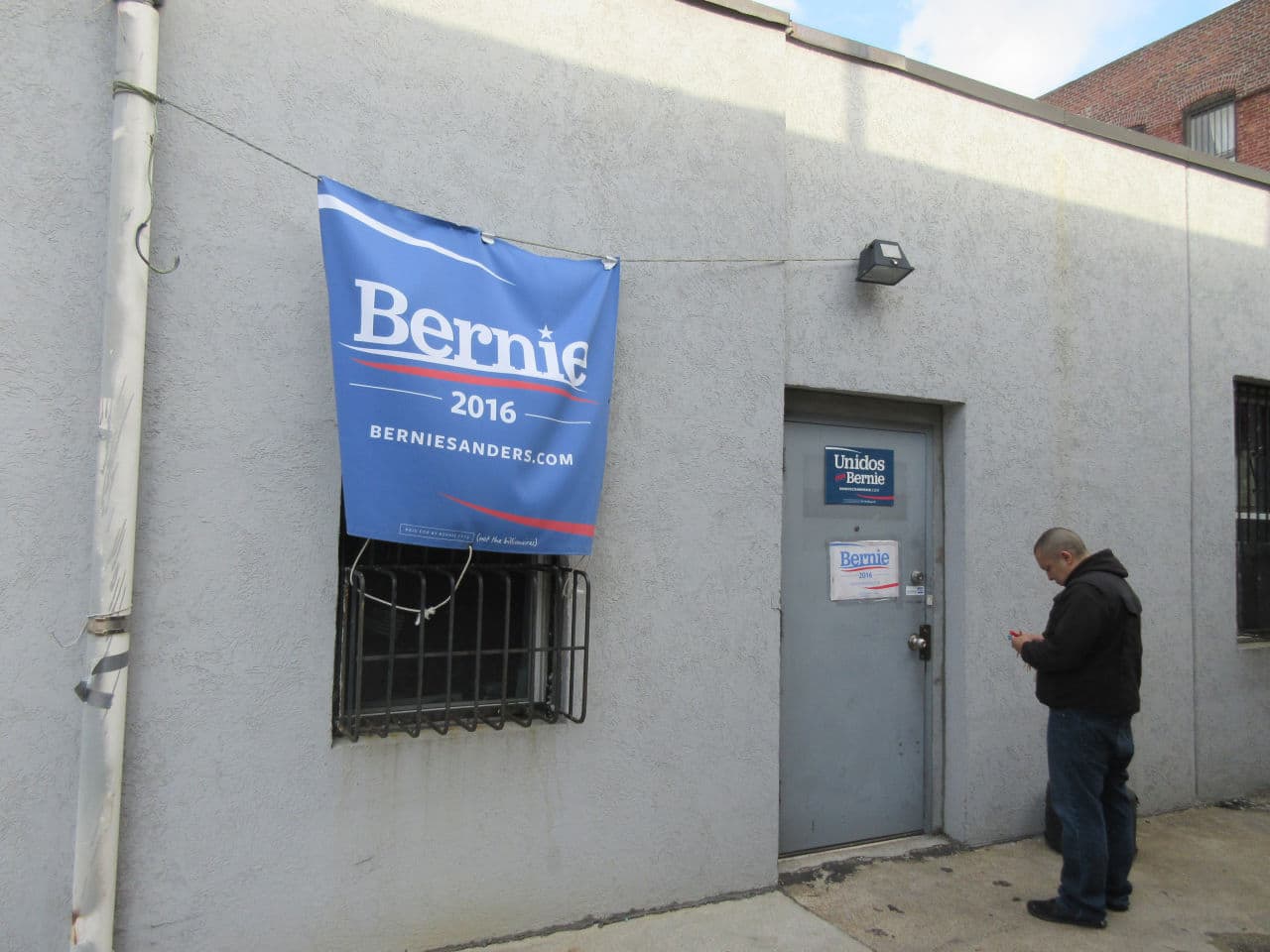 This April 8, 2016 photo shows Bernie Sanders' campaign offices in a working-class industrial neighborhood with the Gowanus Canal and a toxic waste site nearby in the Brooklyn borough of New York. (Beth Harpaz/AP)