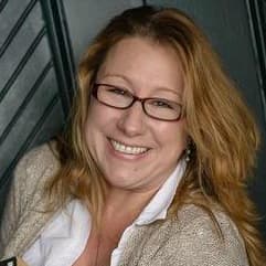 Headshot of Emilie-Noelle Provost