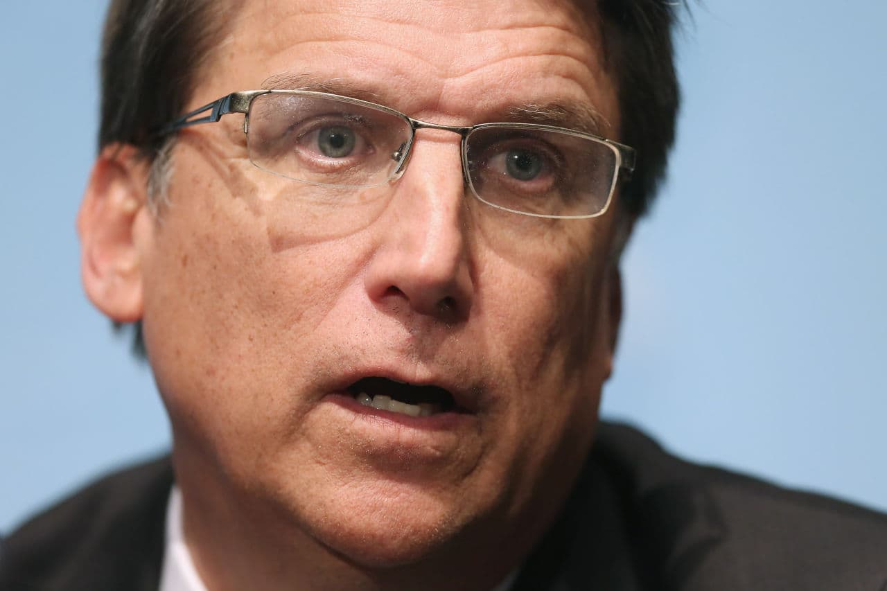 North Carolina Governor Pat McCrory holds a news conference with fellow members of the Republican Governors Association at the U.S. Chamber of Commerce February 23, 2015 in Washington, DC. Republican and Democratic governors met with U.S. President Barack Obama at the White House Monday during the last day of the National Governors Association winter meeting. (Chip Somodevilla/Getty Images)