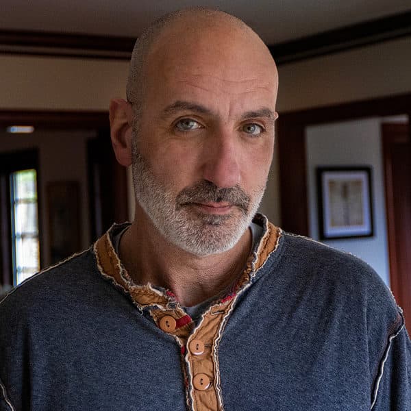 Headshot of Jesse Costa