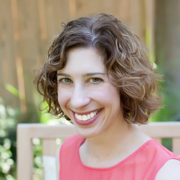 Headshot of Joanna Weiss