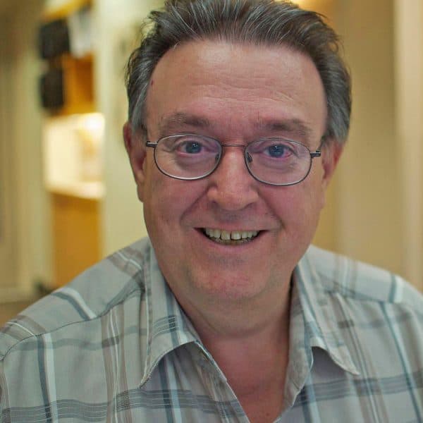 Headshot of Dave Faneuf