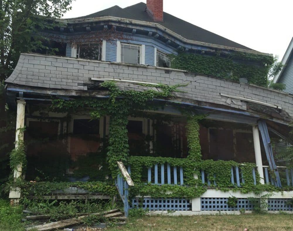 A vacant home in Cleveland's Ward 8. (Jill Ryan/Here & Now)
