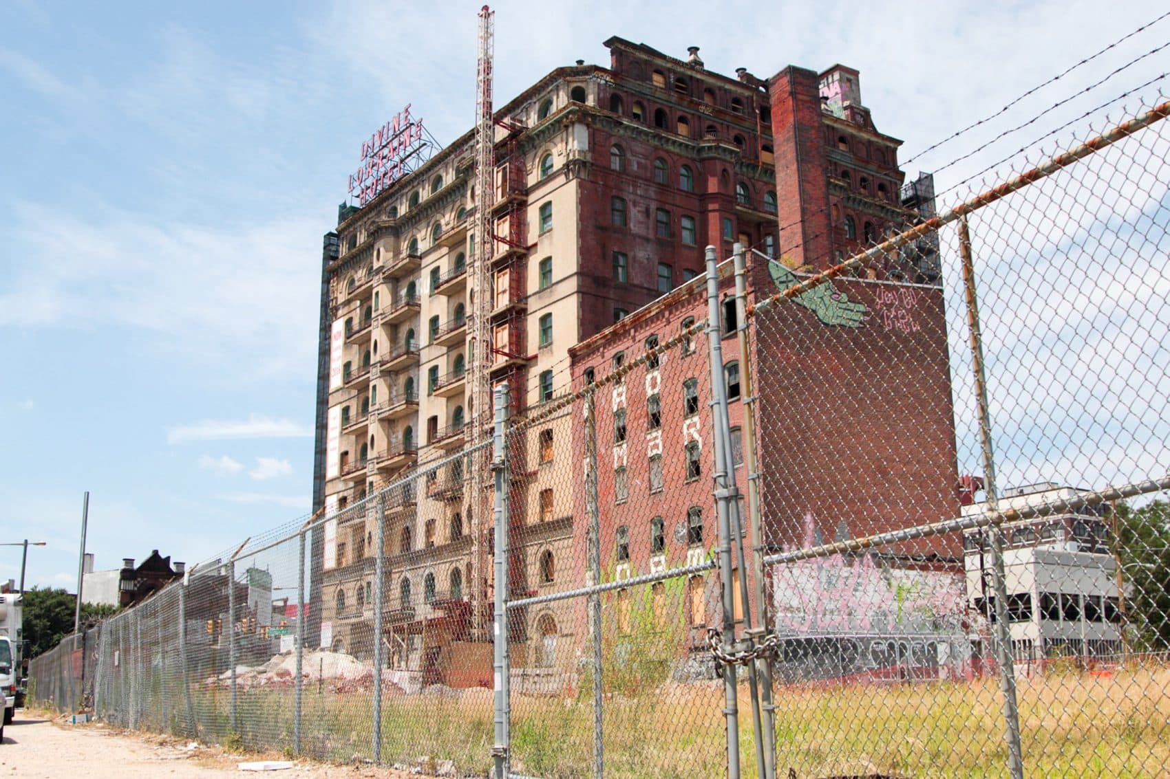 The Divine Lorraine Hotel, a late Victorian high-rise located on Broad Street and Fairmount Avenue in North Philadelphia. (Dean Russell/Here & Now)