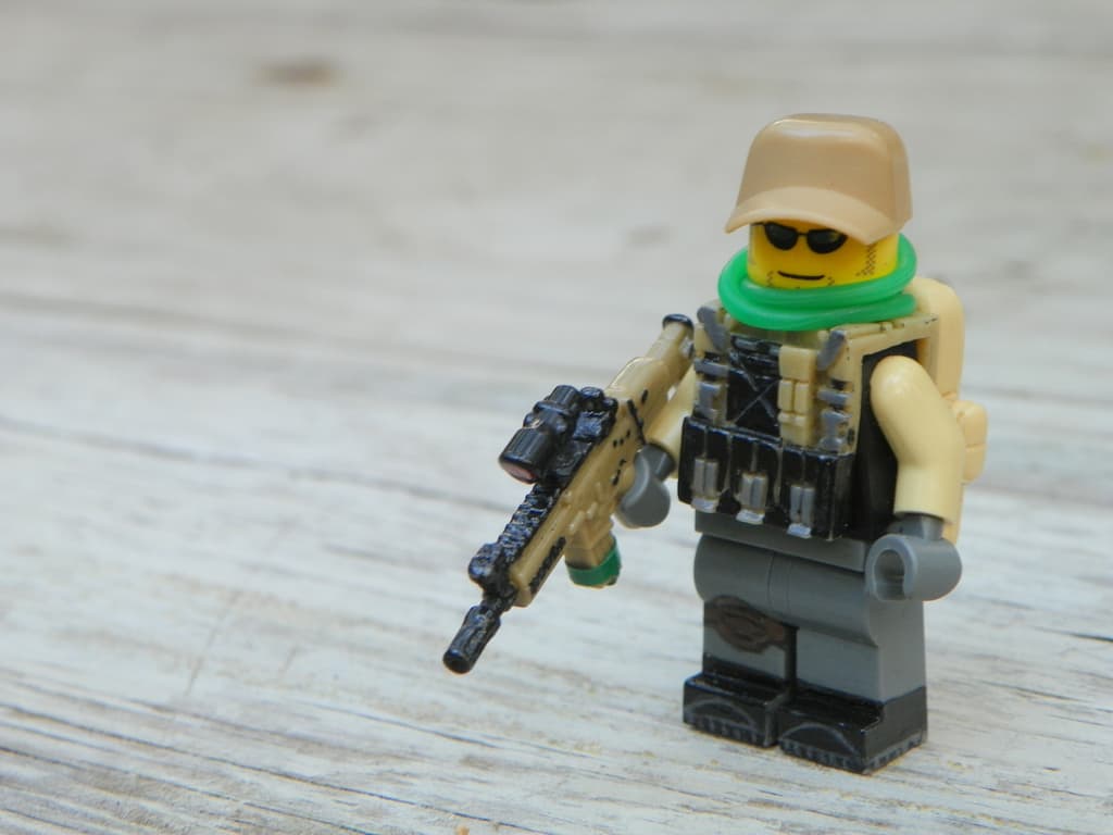 In American playtime, we bring our ideas about guns and violence to the ways we structure and promote young children’s play. ((vhmh)/Flickr)