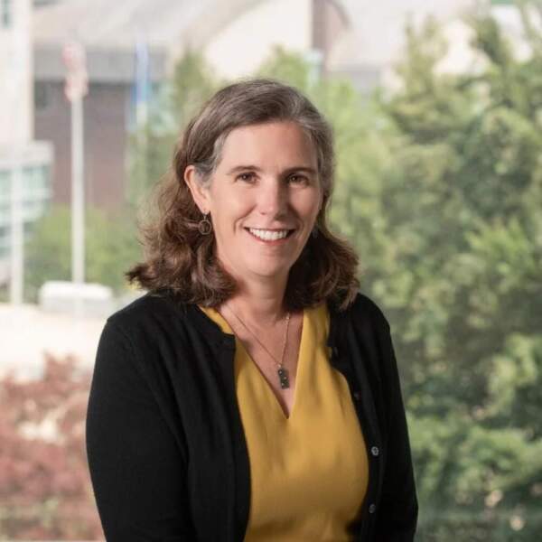 Headshot of Caitrin Lynch