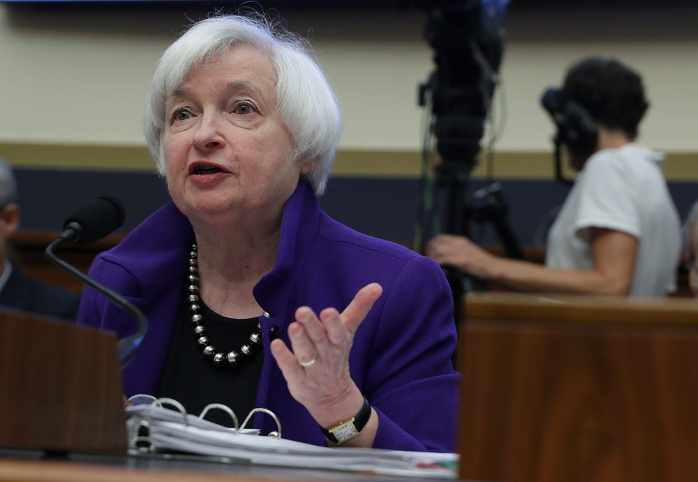 Federal Reserve Board Chair Janet Yellen testifies during a hearing before the House Financial Services Committee Sept. 28, 2016 on Capitol Hill in Washington. (Alex Wong/Getty Images)