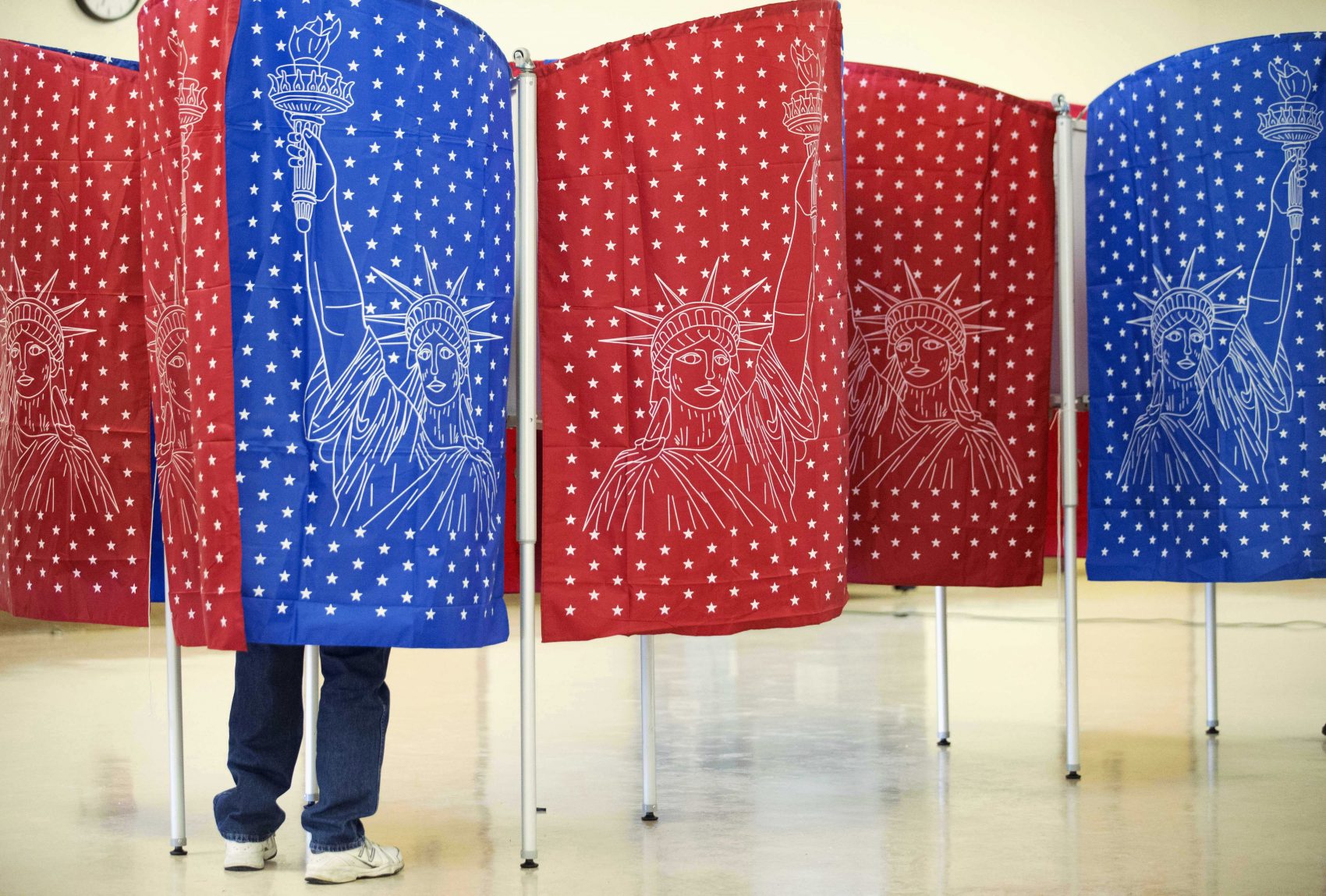 New WBUR Poll Shows Tight Races In New Hampshire