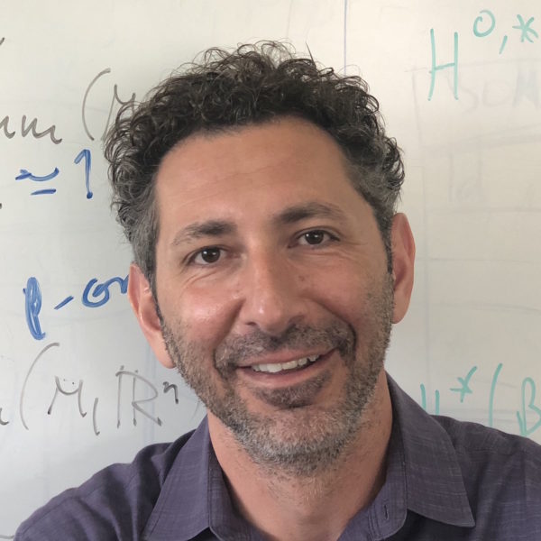 Headshot of Ismar Volić