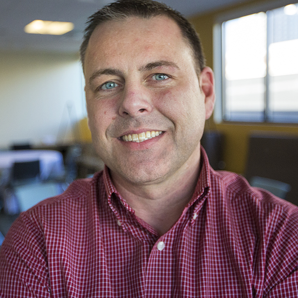 Headshot of Robert Robinson