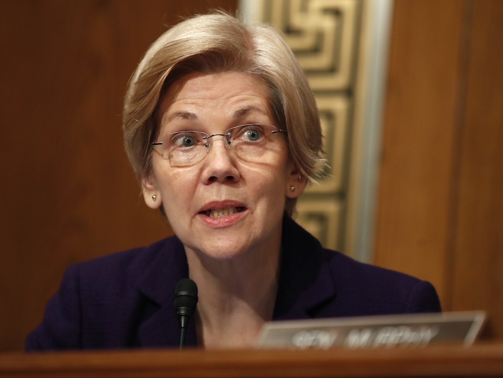 A new WBUR poll finds only 44 percent of voters think Sen. Elizabeth Warren "deserves reelection." Forty-six percent think voters ought to "give someone else a chance." (Carolyn Kaster/AP)