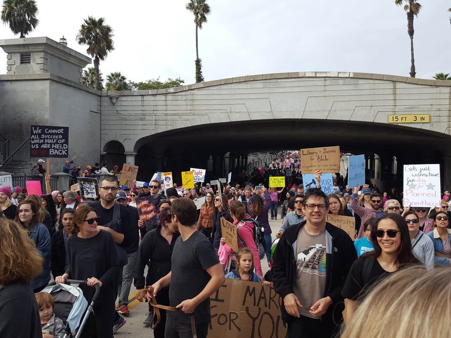 A view of the Santa Barbara, CA Women's March. (Courtesy Christy VHS/@cvhgsb)