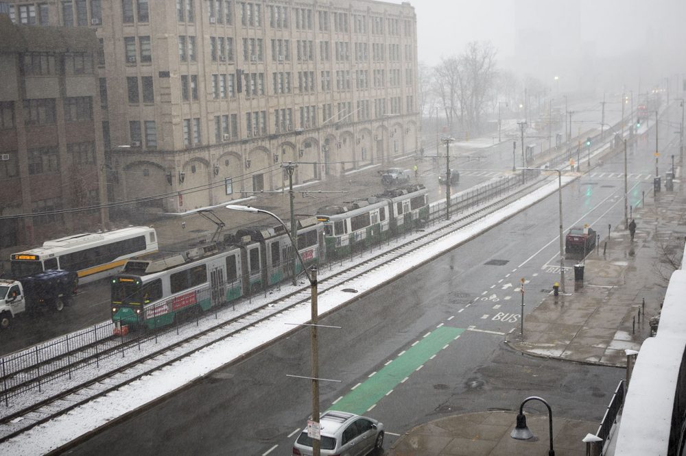 A stretch of Commonwealth Avenue as the snowfall began to pick up in Boston. (Jesse Costa/WBUR)