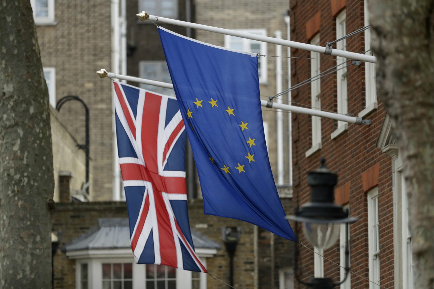 The Week That Was: Brexit Triggered, Browsing Tracked, Trump Galore, Blocked Porn — And More
