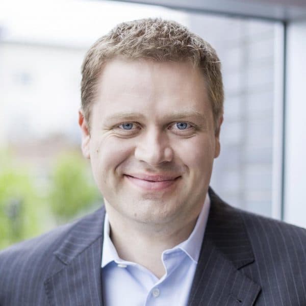 Headshot of Gabriel Grant