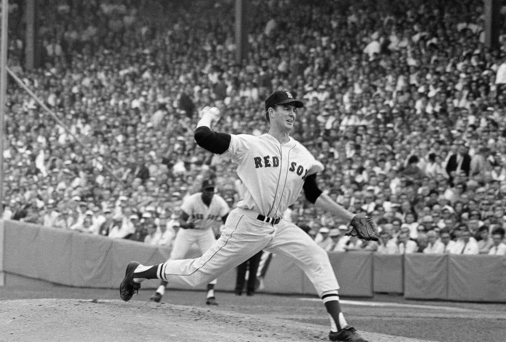 Jim Lonborg pitches in a World Series game against the St. Louis Cardinals on Oct. 5, 1967 at Fenway Park. (AP)