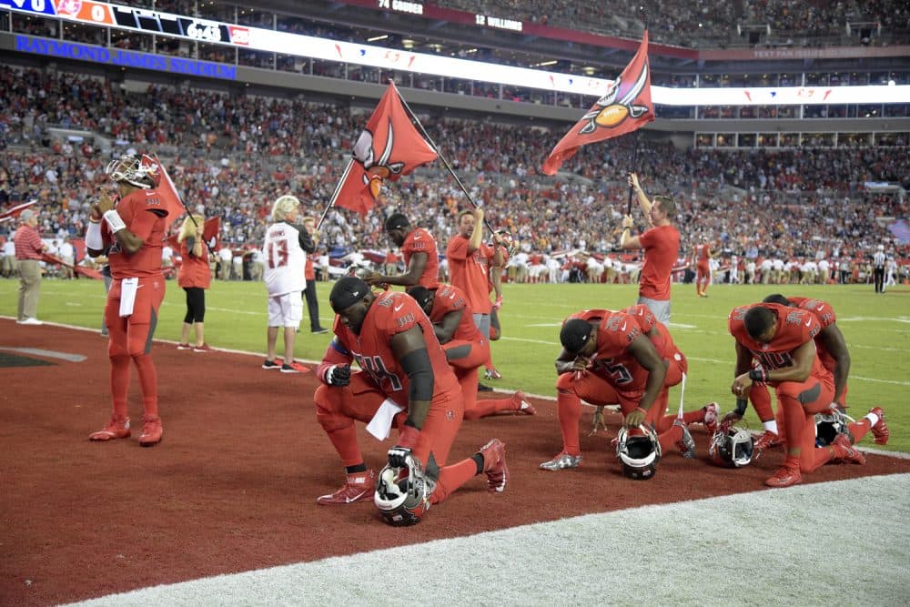 Do Politics Have A Place In The NFL? - Vimarsana News