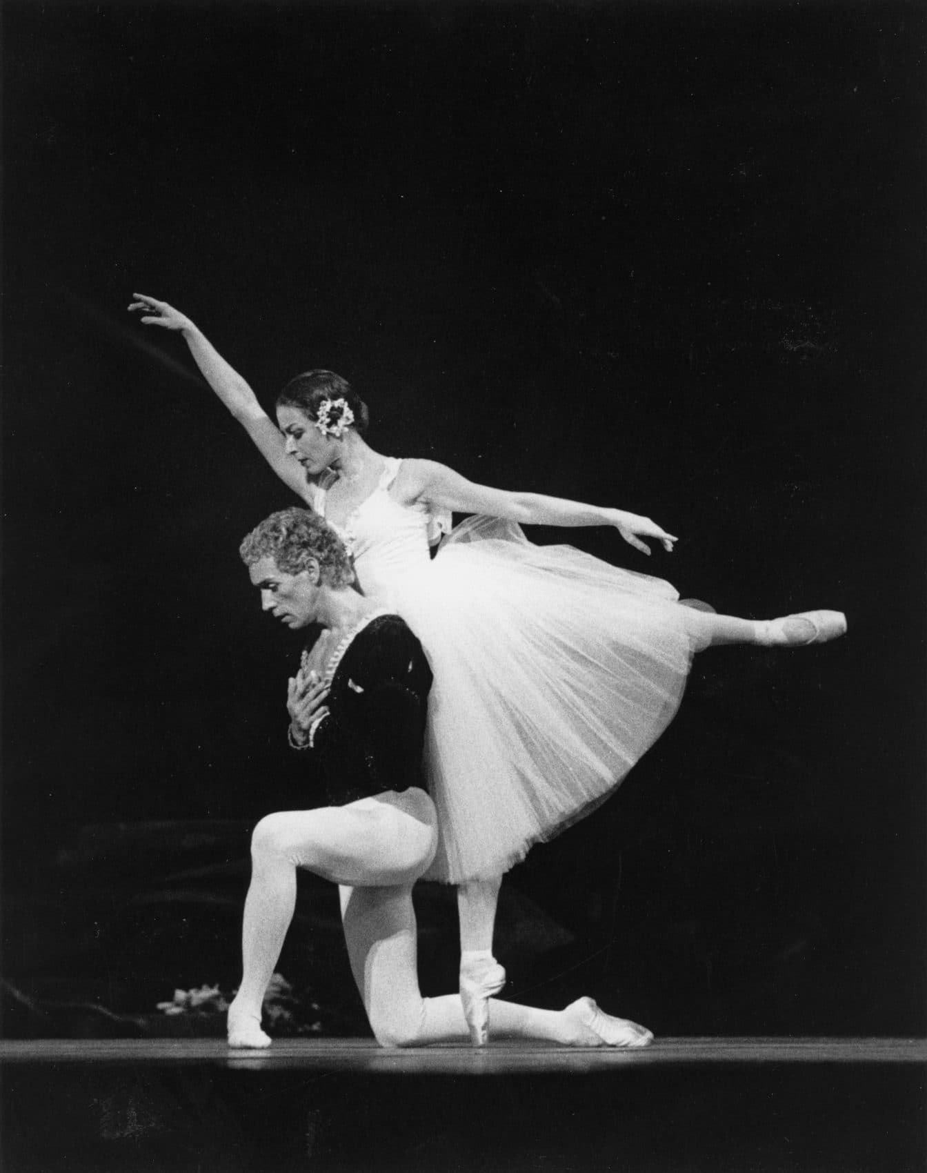 Donn Edwards and Laura Young in "Giselle" in 1984. (Courtesy Bernie Gardella)
