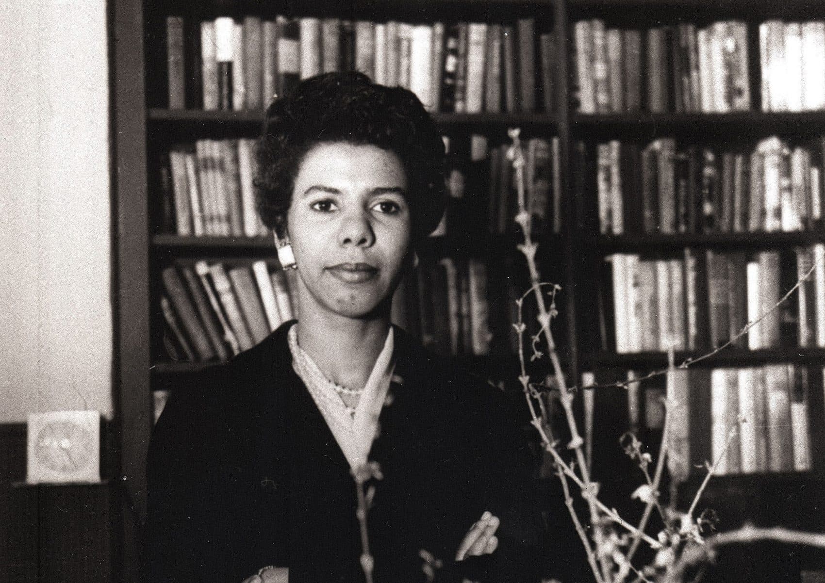 In this January 1959 file photo, author and playwright Lorraine Hansberry poses for a photo. The author of "A Raisin in the Sun" will be inducted into the National Women's Hall of Fame as part of the 10-member class of 2017 on Saturday, Sept. 16, 2017 (David Attie/Getty via AP)