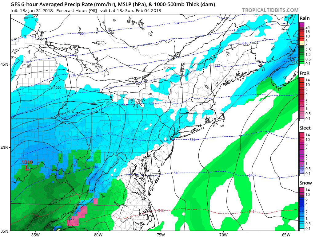 A storm approaches New England Sunday night and Monday with rain or snow. (Courtesy Tropical Tidbits)