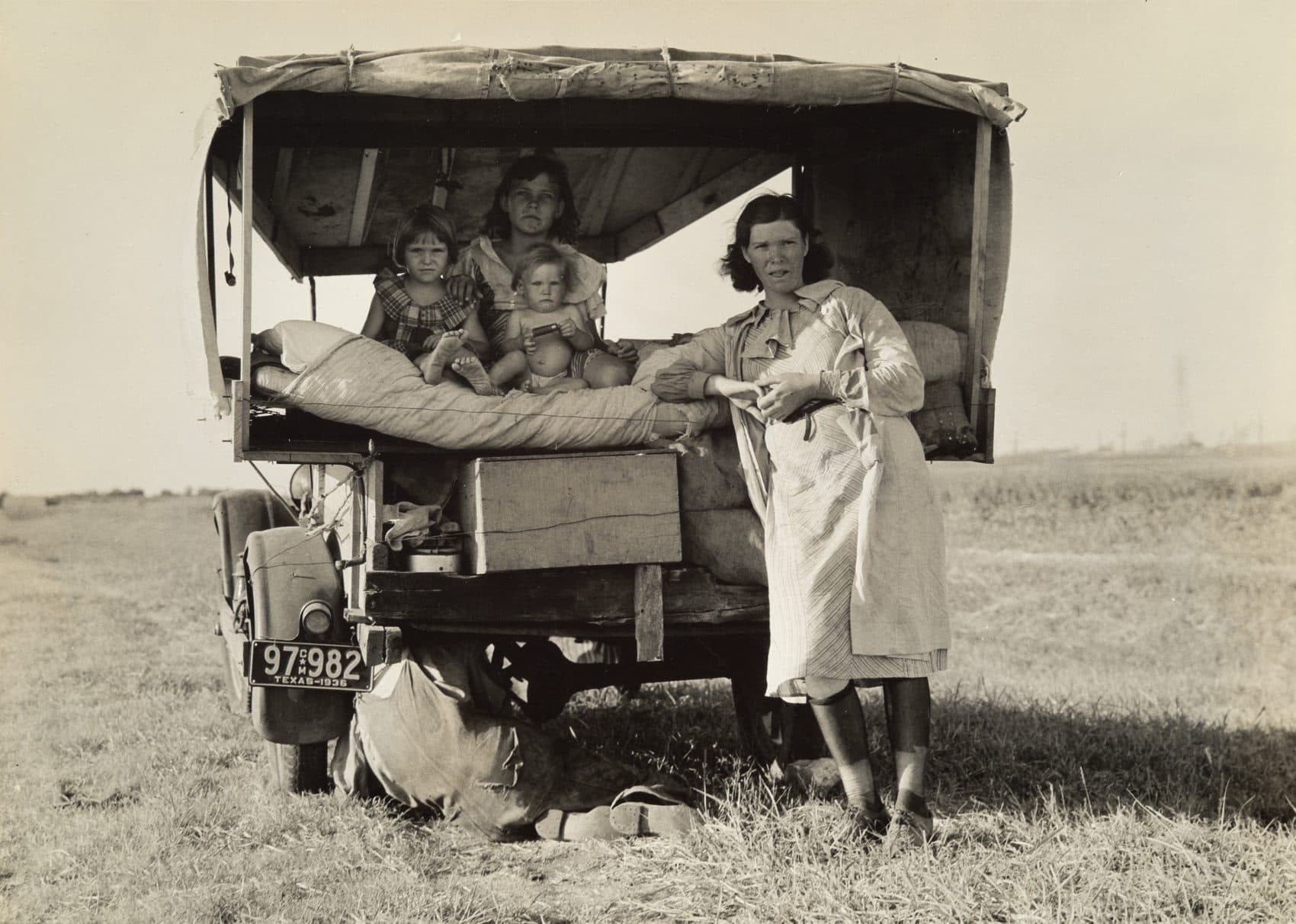 Dorothea Lange's "Migrant Family, Texas," taken in 1936. (Courtesy Sophie M. Friedman Fund/Museum of Fine Arts, Boston)