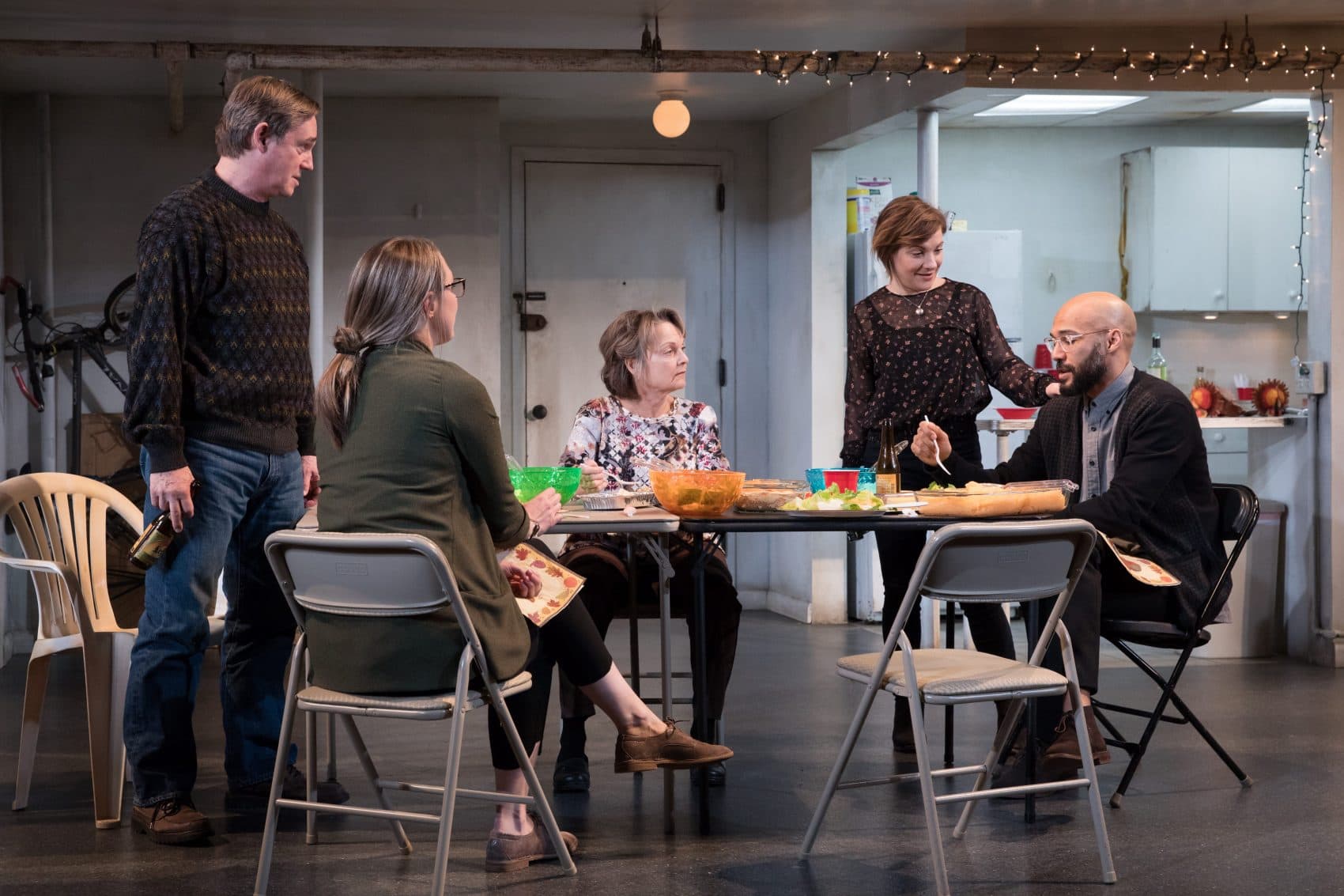 Richard Thomas, Therese Plaehn, Pamela Reed, Lauren Klein, Daisy Eagan, Luis Vega in "The Humans." (Courtesy Julieta Cervantes/Boch Center)