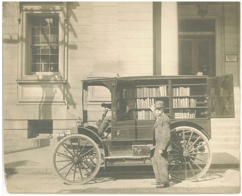 The first motorized bookmobile in 1912. (Courtesy of Abrams Books, from Library on Wheels © Sharlee Glenn, 2018)
