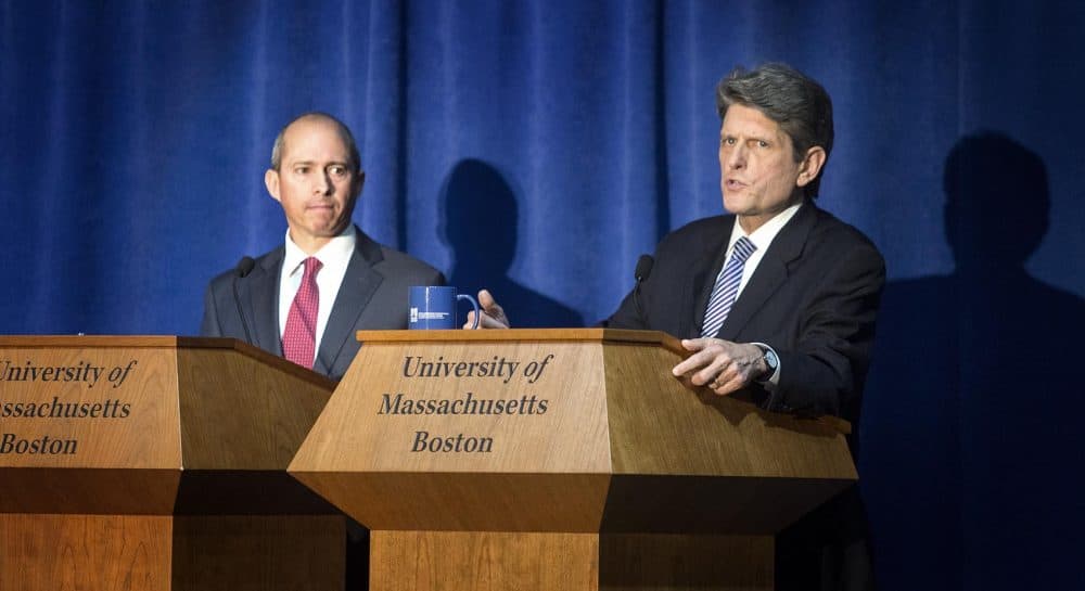 Democratic gubernatorial candidates Jay Gonzalez, left, and Bob Massie during a debate at UMass Boston (Robin Lubbock/WBUR)