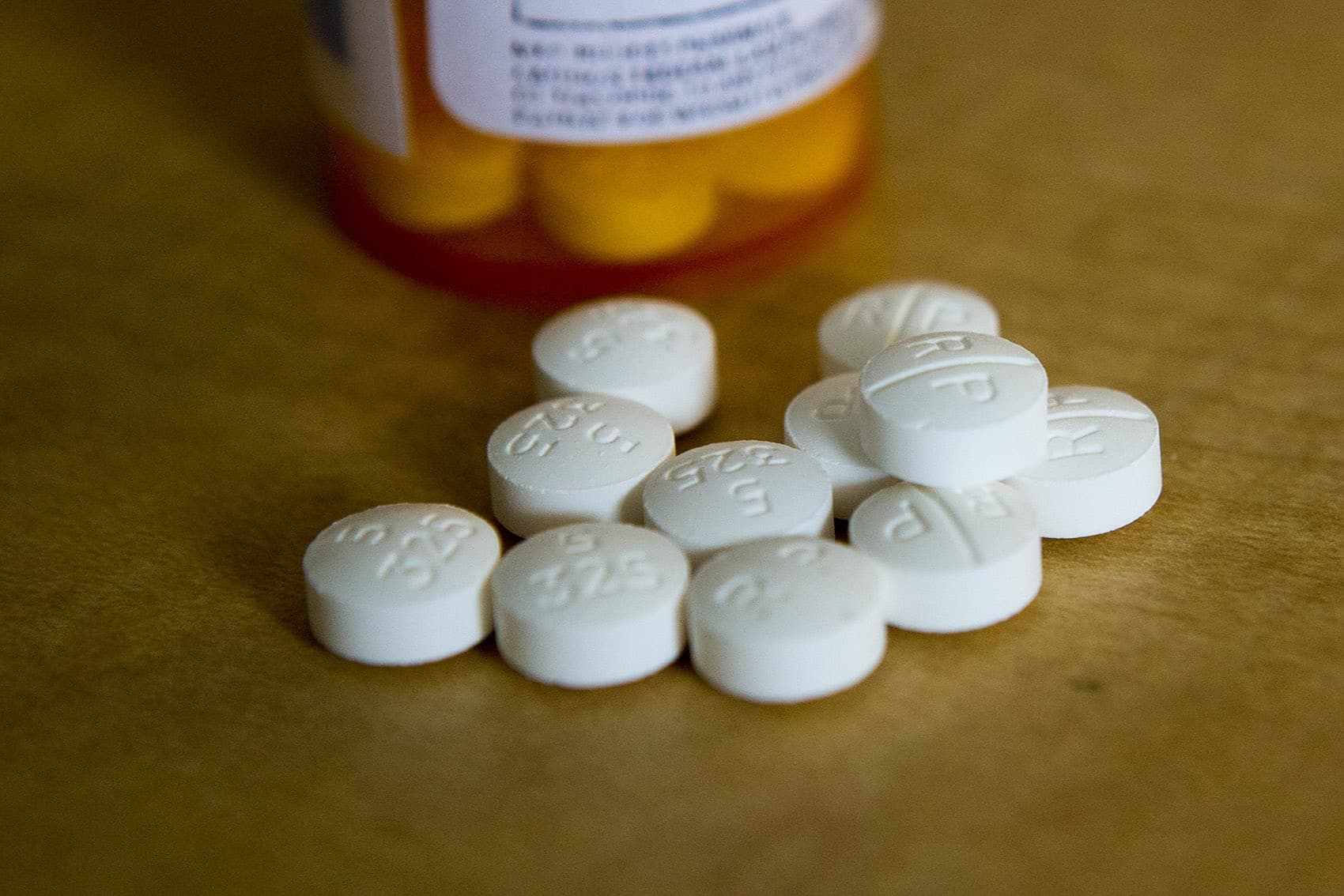Oxycodone (Jesse Costa/WBUR)