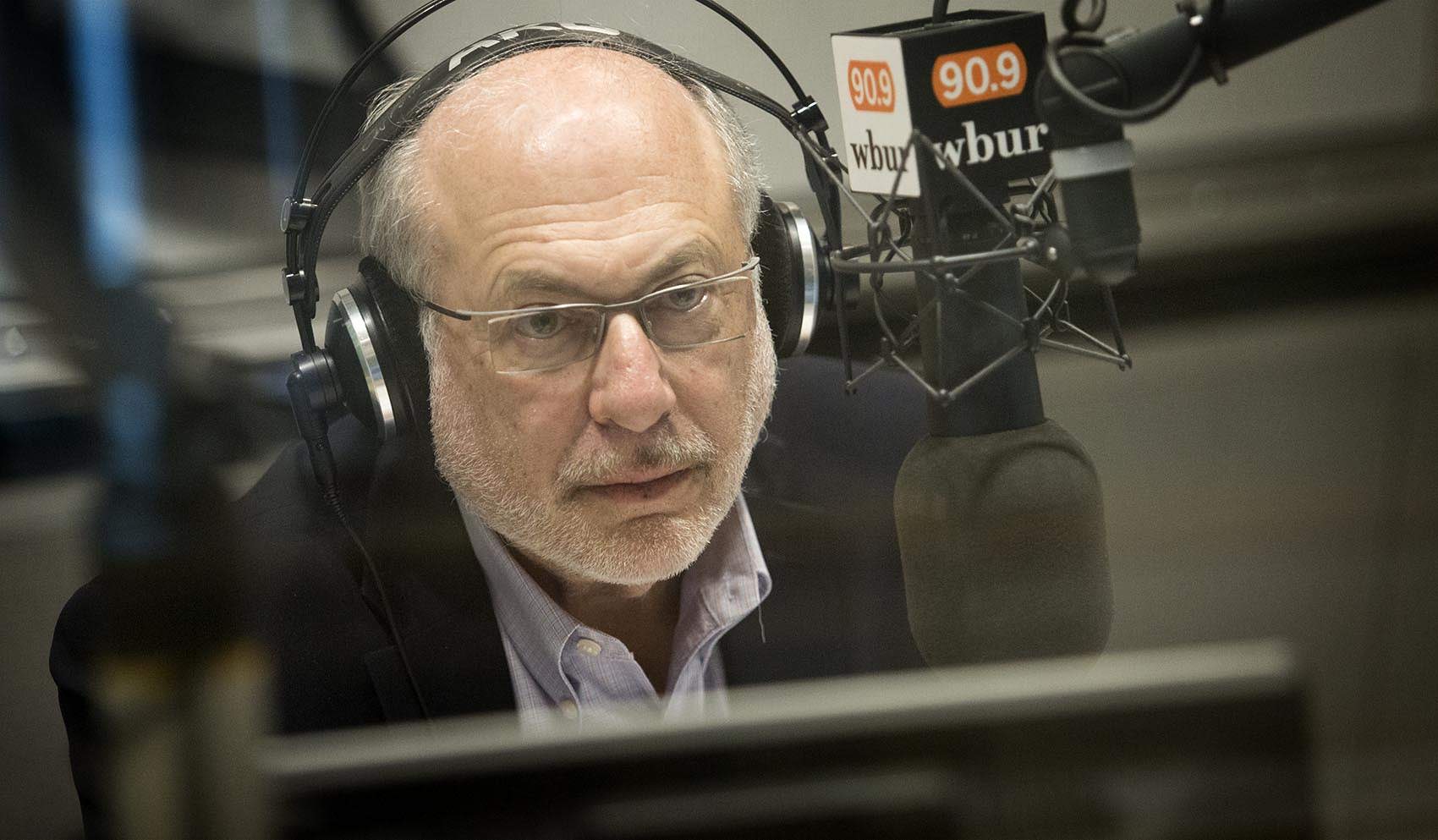Robert Siegel hosts On Point at WBUR. (Robin Lubbock/WBUR)