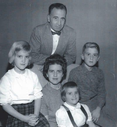 Bill Loizeaux (right) grew up in Basking Ridge, New Jersey with his parents and two sisters. (Courtesy Bill Loizeaux)