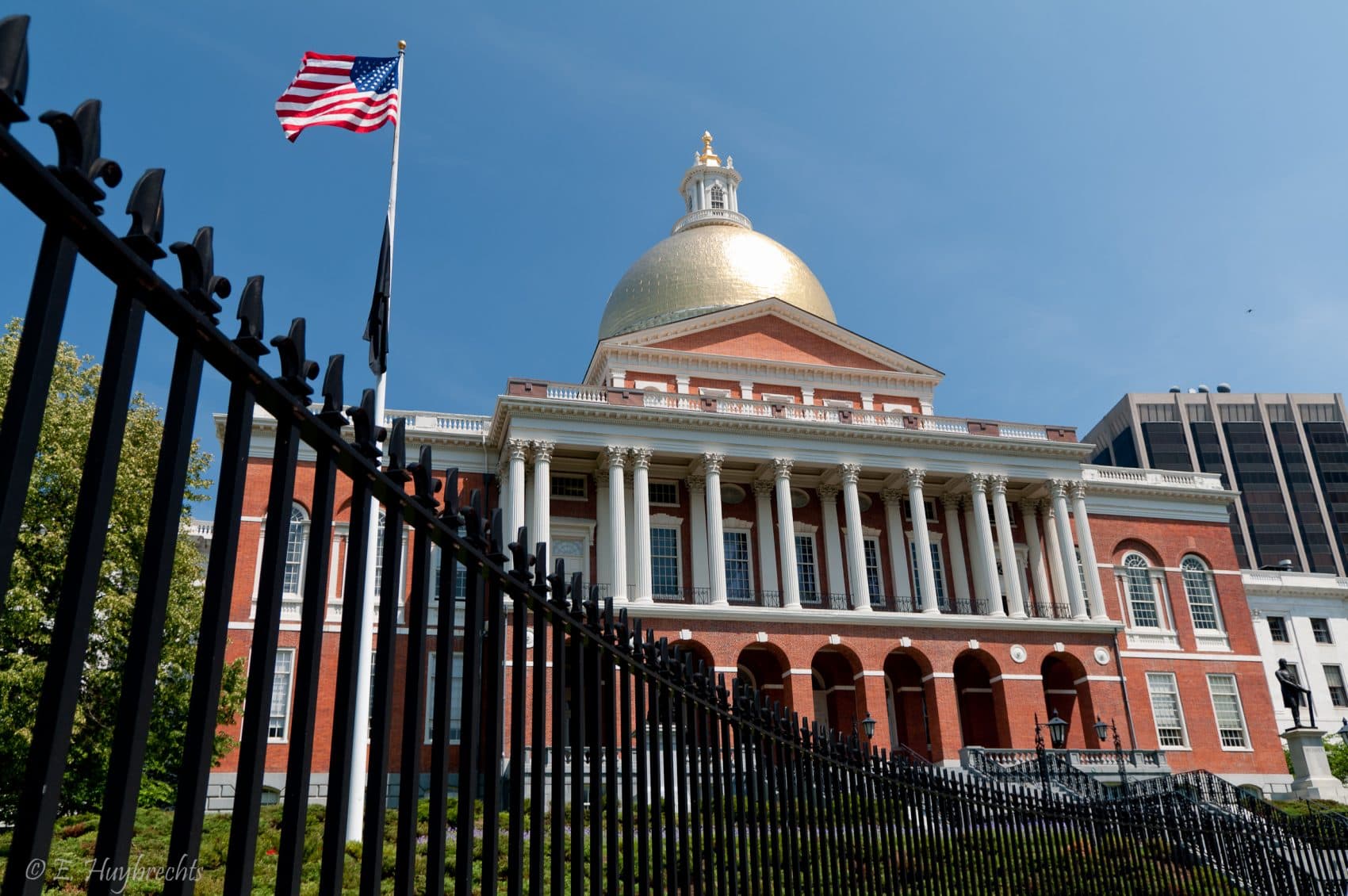 The Massaschusetts State House (Emmanuel Huybrechts/Flickr)