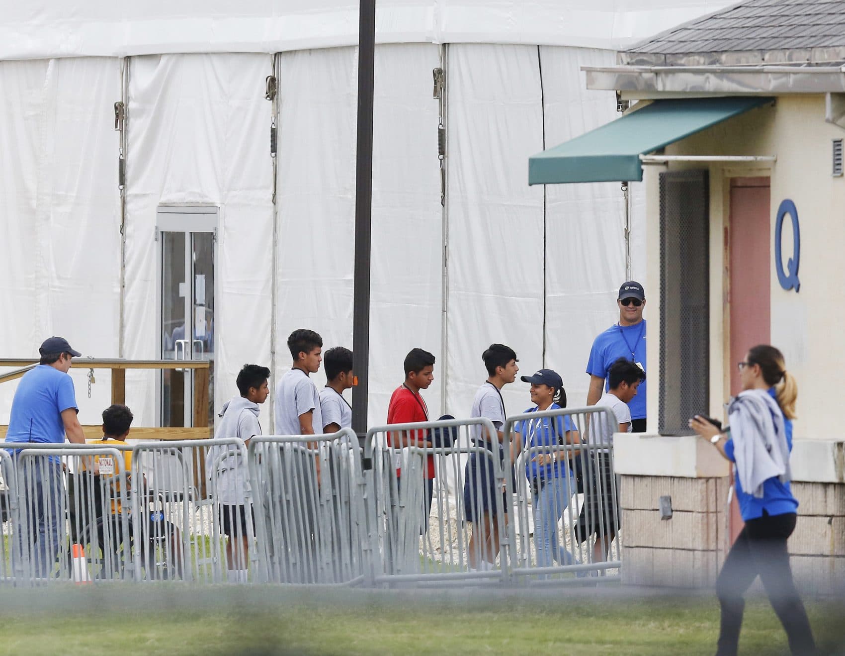 Zero Tolerance And Detention Don't Work In Juvenile Justice. They Don't Work In Immigration Either 