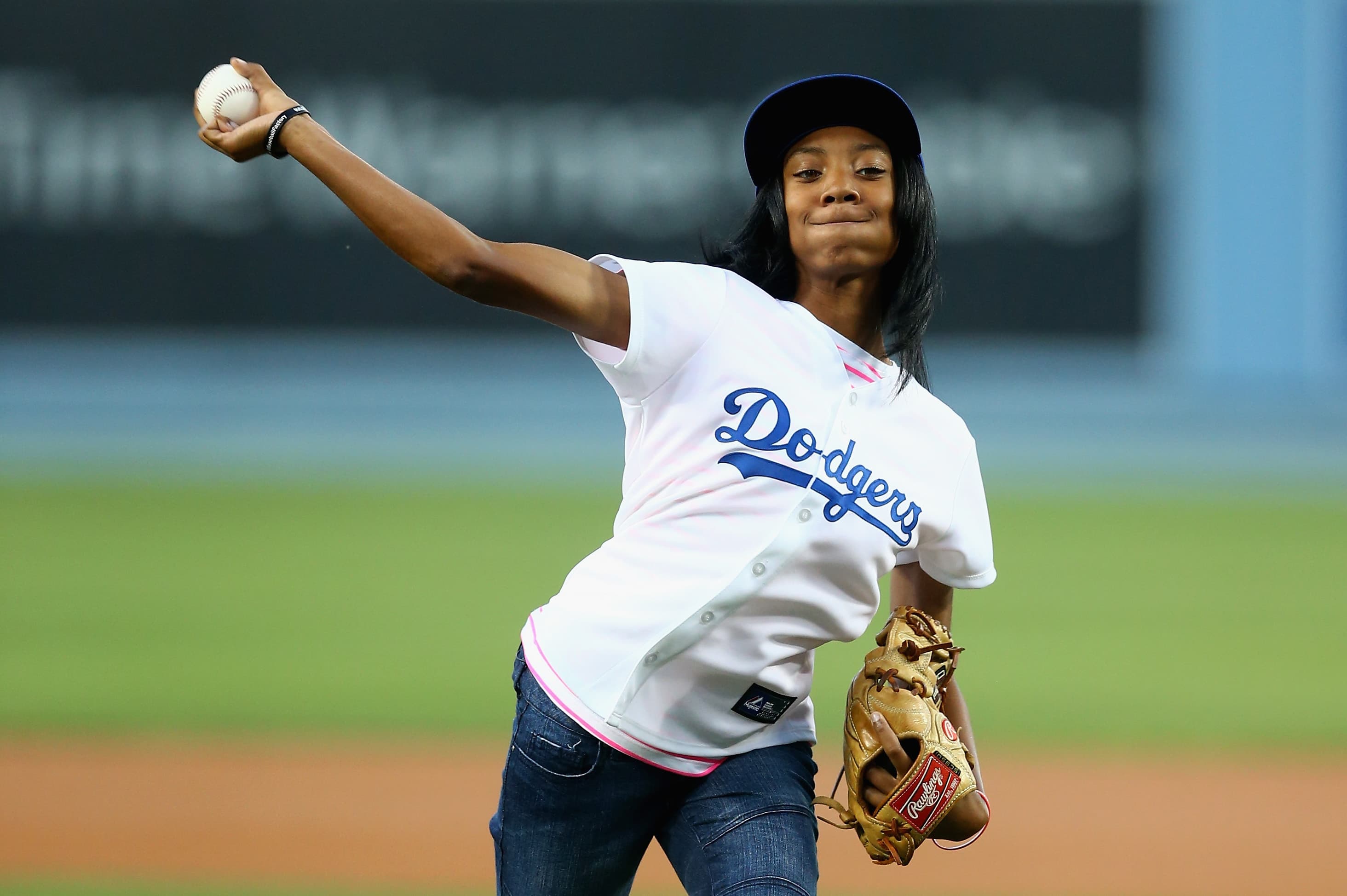 Mo'ne Davis throws out the first pitch at a Dodgers game in 2014. (Jeff Gross/Getty Images)
