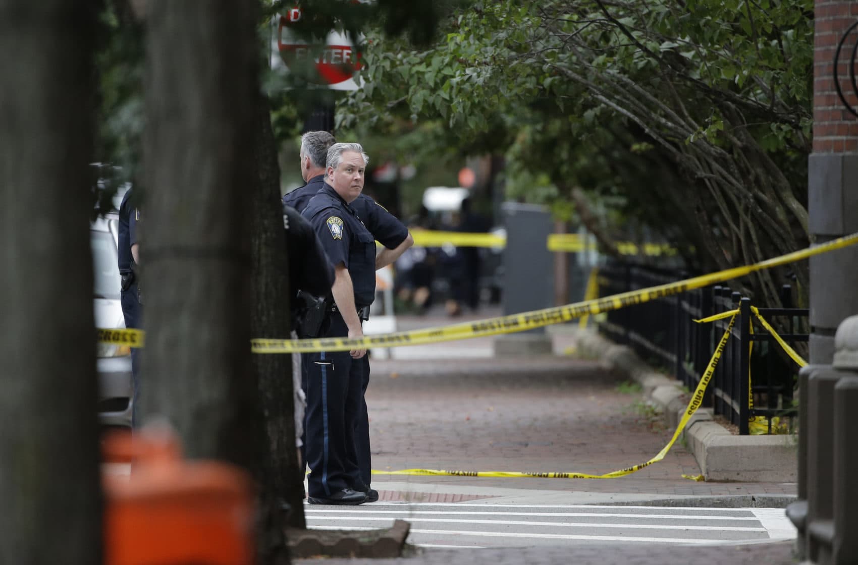 Police Officer Shot In The Leg In The South End, 3 People In Custody
