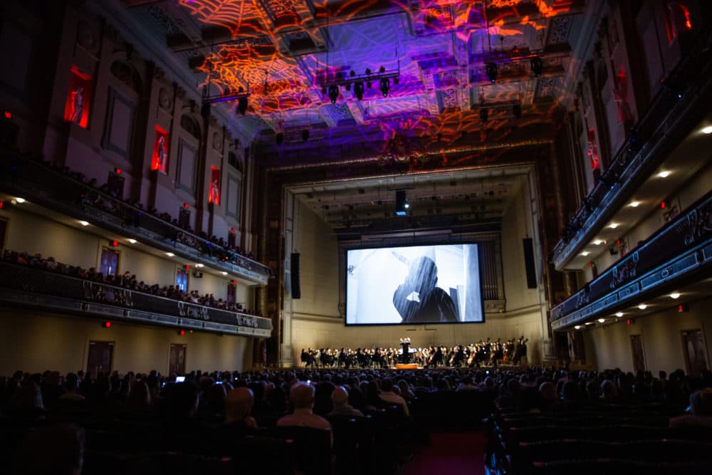 Keith Lockhart leads the Boston Pops in &quot;Psycho&quot; with film at Symphony Hall on Monday. The musicians are performing it again on Halloween. (Courtesy Aram Boghosian)