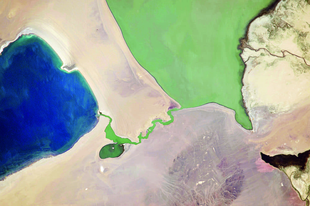 The rift lakes of Mongolia. (Courtesy of NASA)