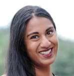 Headshot of Lauren Sampson