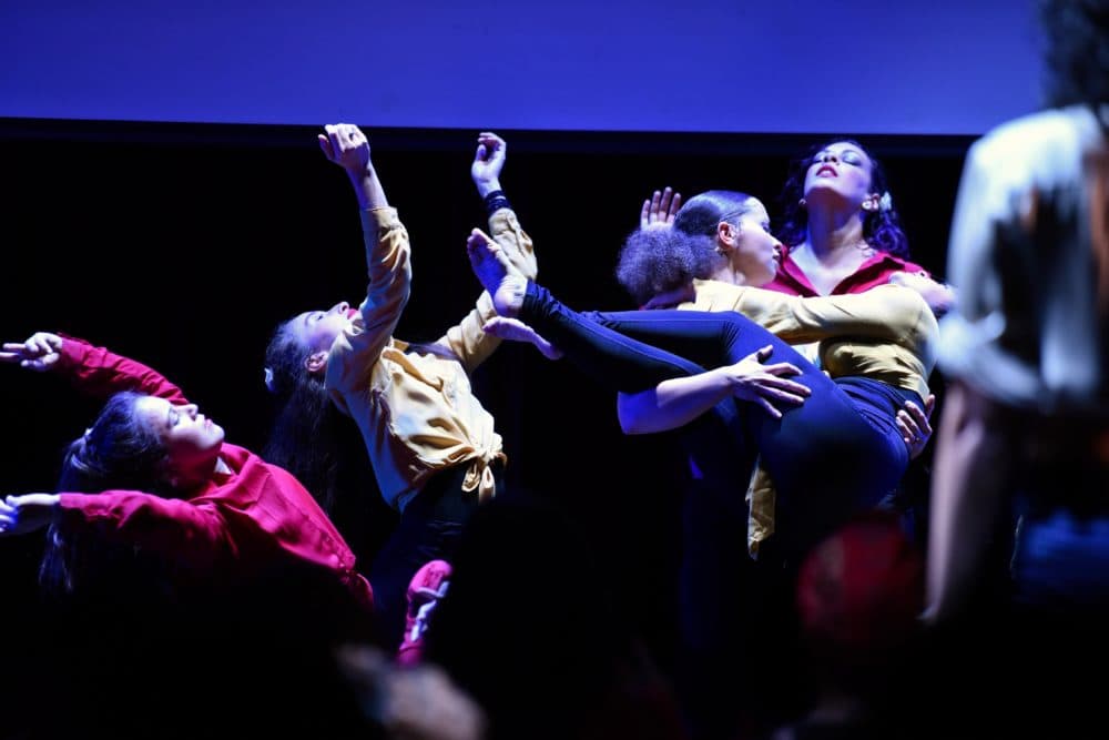 Yo Soy Lola members perform &quot;Colores&quot; at Oberon in Cambridge (Courtesy Vania Jasmin Arroyo)
