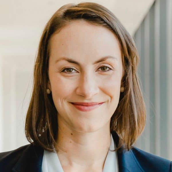 Headshot of Elizabeth Gibbons