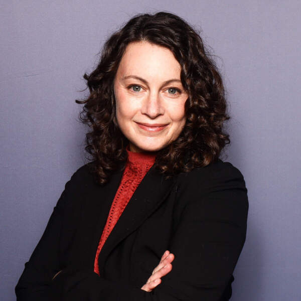 Headshot of Elisabeth Harrison