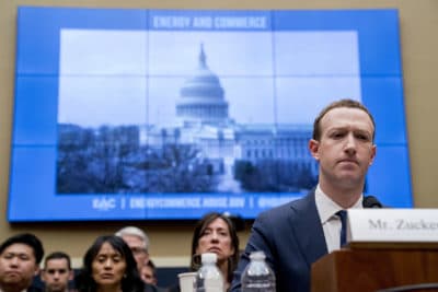 Zuckerberg: Facing Warren's Plan To Break Up Big Tech Companies Like Facebook Would 'Suck'