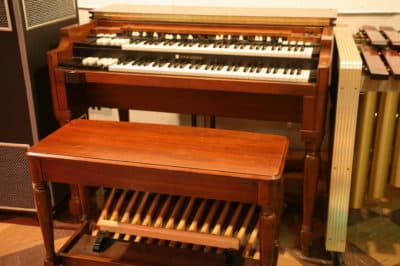 Hammond Organ (Cliff/flickr)