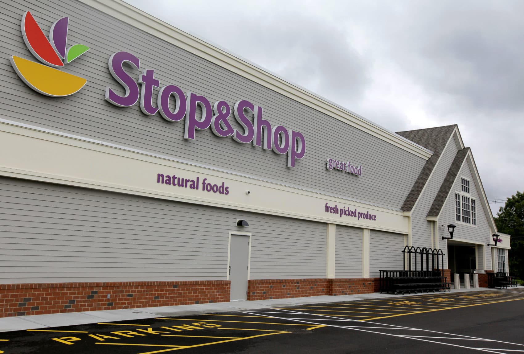 This Tuesday, June 5, 2012, photo, shows the Stop & Shop super market store in Pembroke, Mass. (Stephan Savoia/AP)