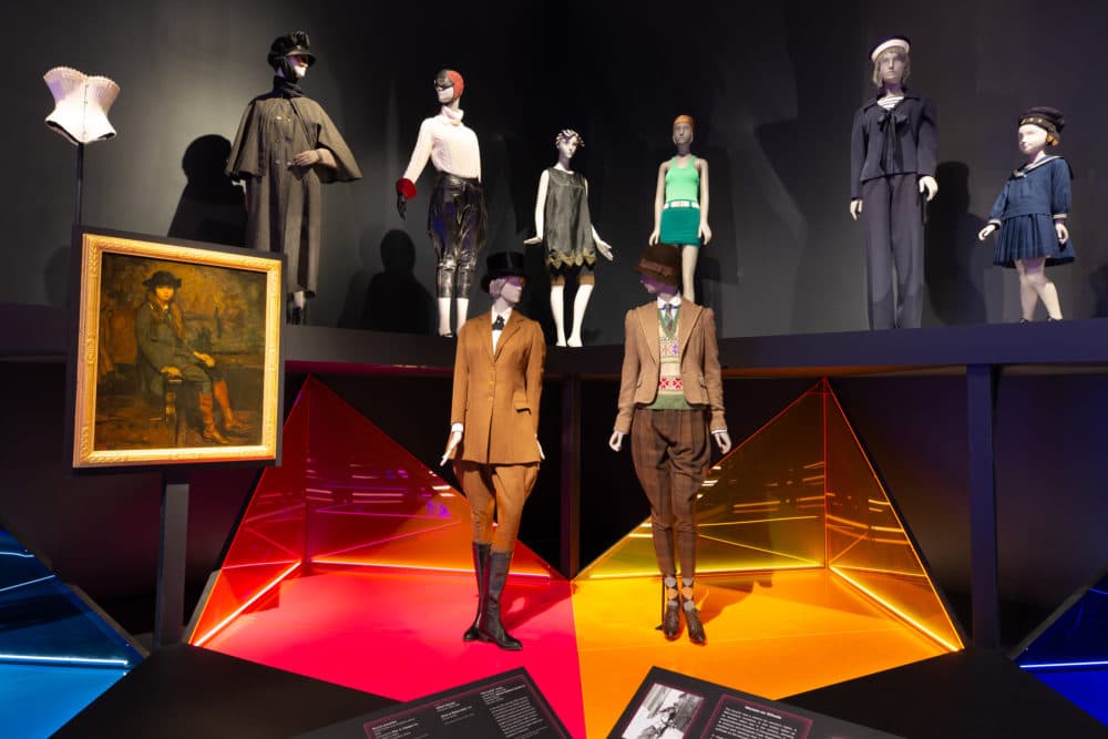 The &quot;Gender Bending Fashion&quot; exhibition at the Museum of Fine Arts (Courtesy Michael Blanchard)