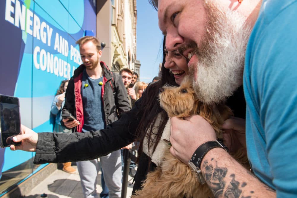Kristian Nairn, who plays Hodor in &quot;Game of Thrones,&quot; poses with fans in Boston. (Courtesy Casey Photography)