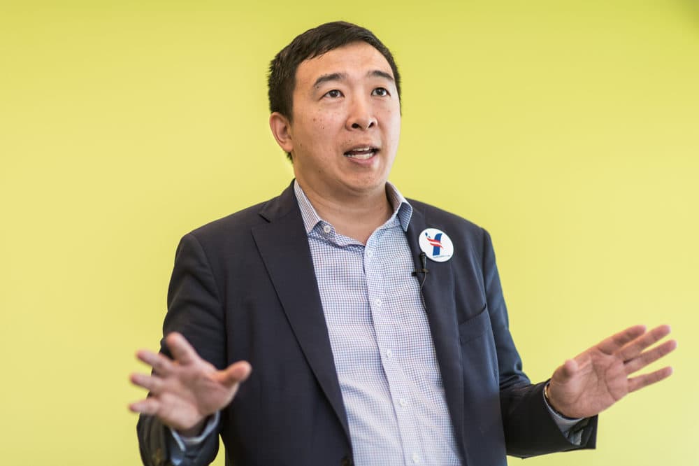 Democratic presidential candidate Andrew Yang talks with a crowd in Columbia, S.C. (Sean Rayford/Getty Images)