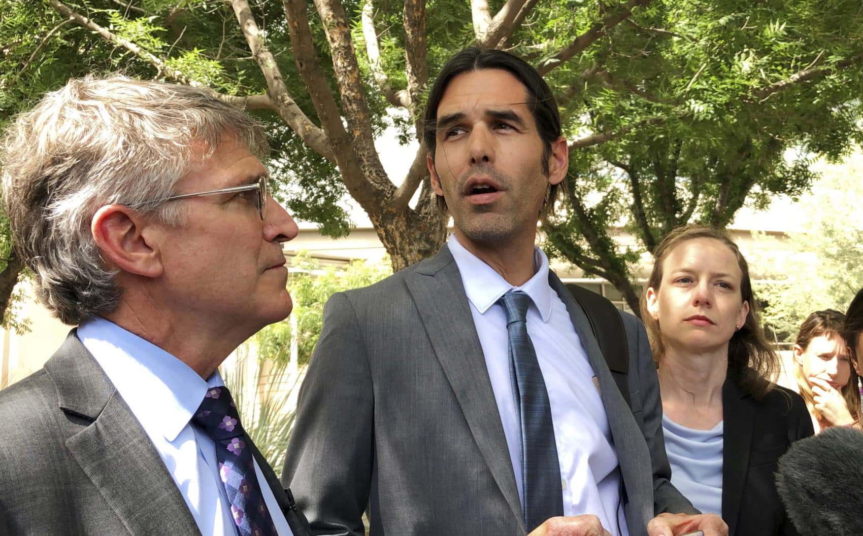 Federal Jury Unable To Convict Aid Volunteer On Charges Of Harboring Migrants