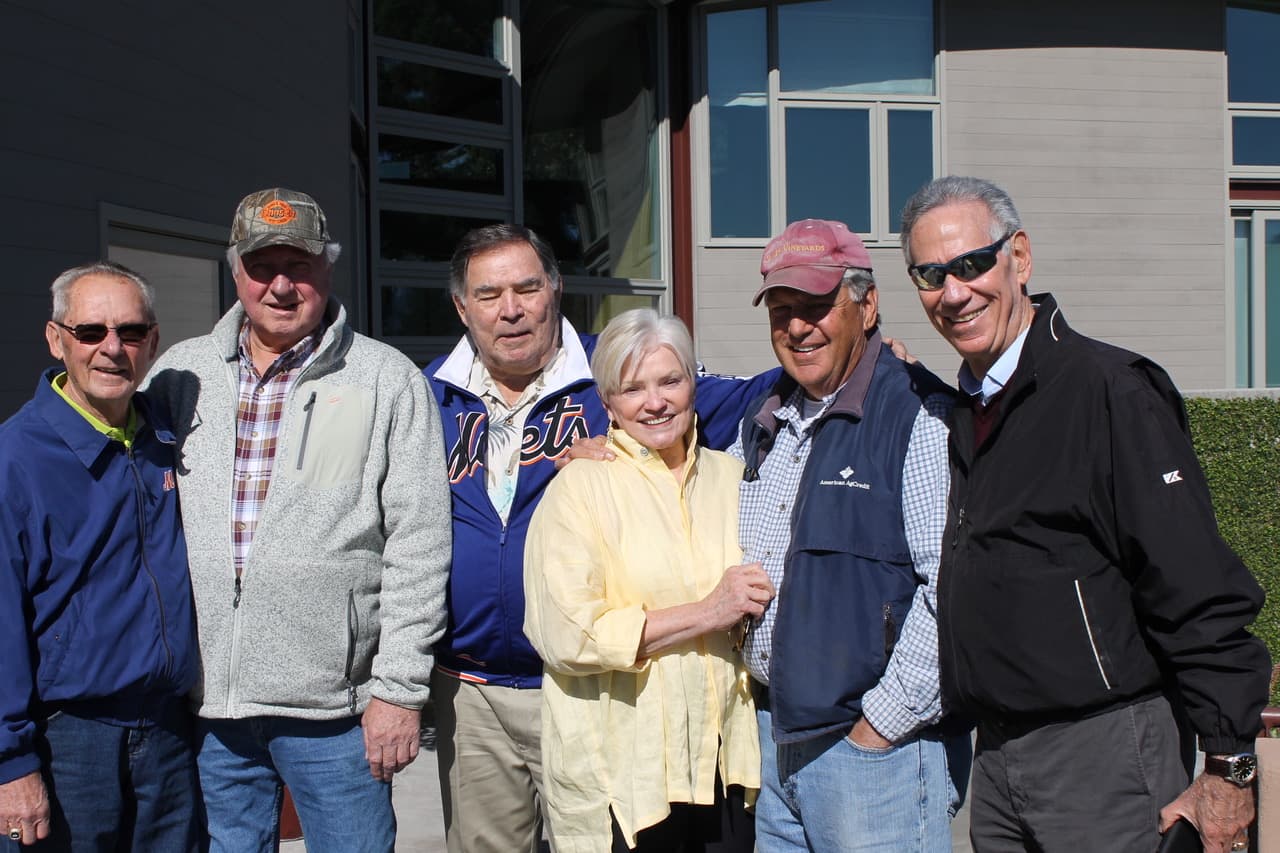 Art Shamsky And The ’69 Mets Reunite With Ailing Tom Seaver